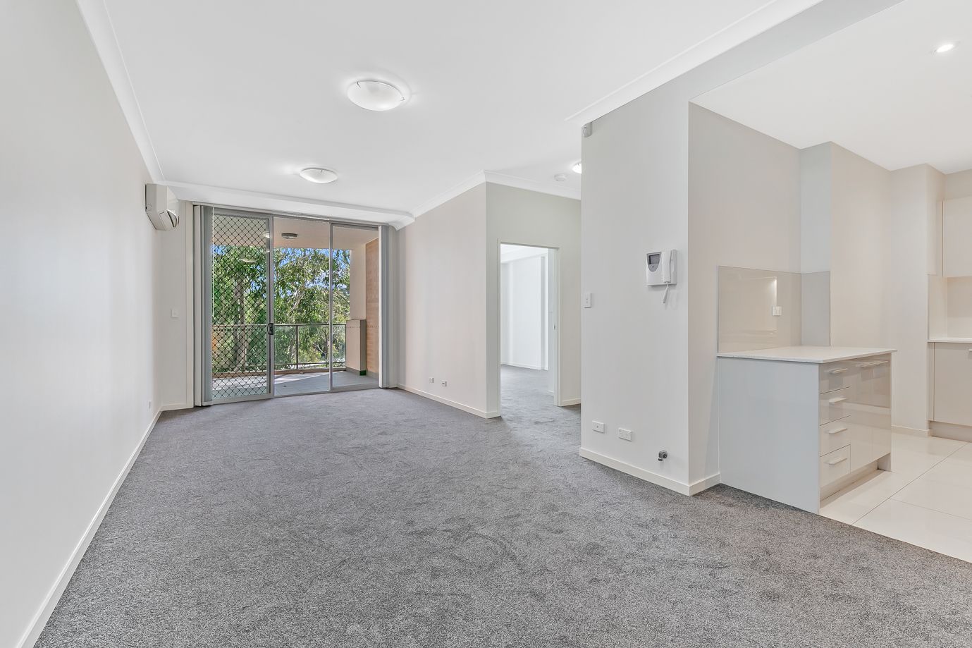1 bedrooms Apartment / Unit / Flat in 47/29-33 Darcy Road WESTMEAD NSW, 2145