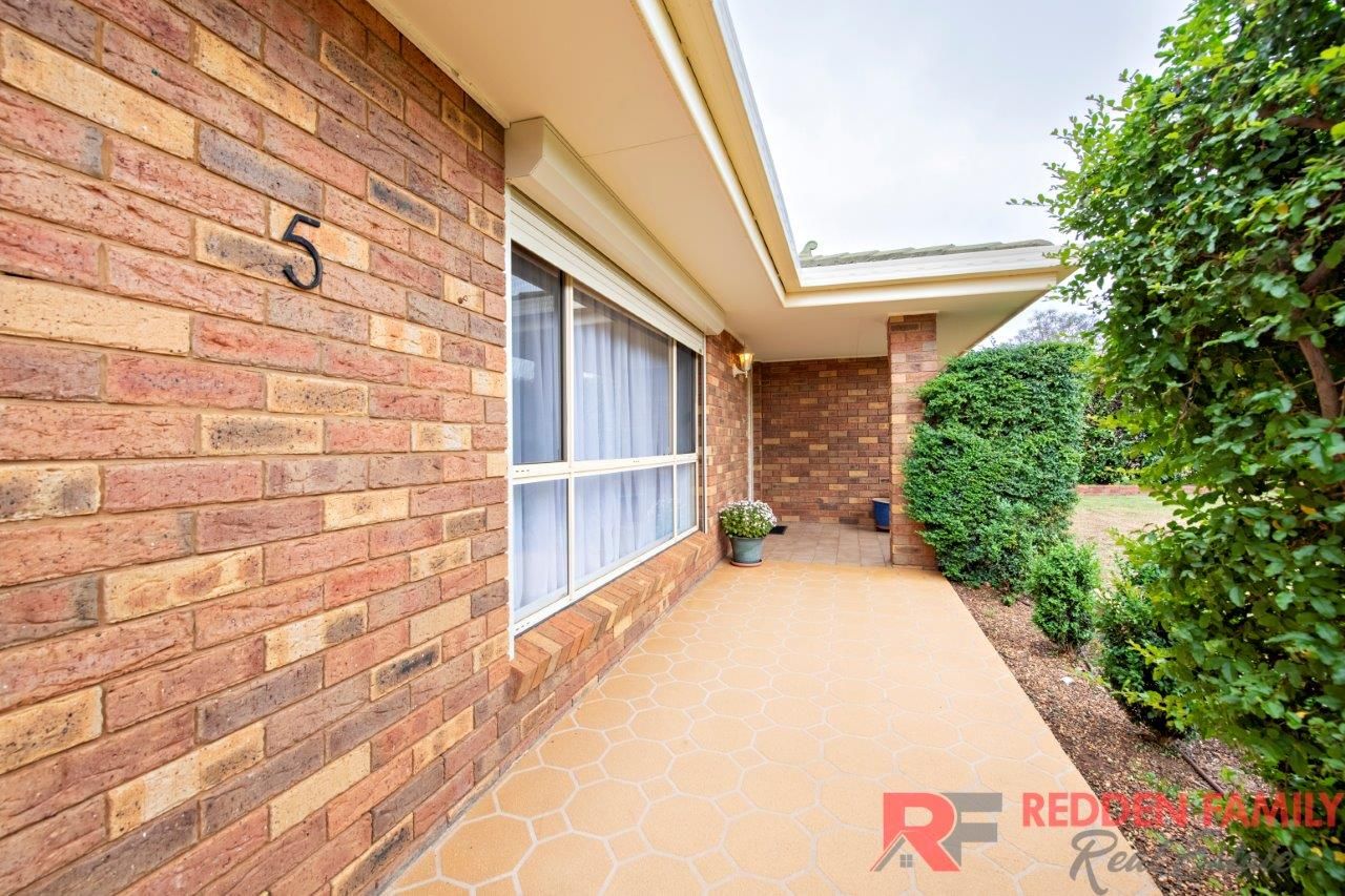 5 Falconer Way, Dubbo NSW 2830, Image 1