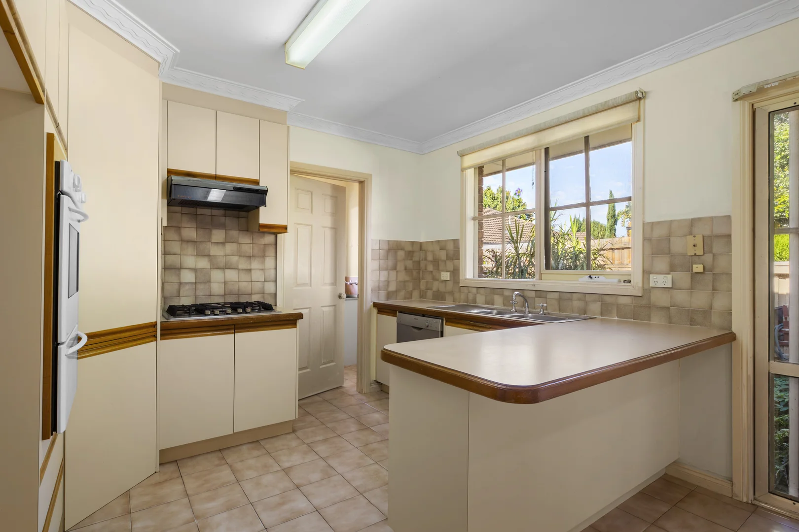 Additional image 3 of 1/36 Whitmuir Road, Bentleigh VIC 3204