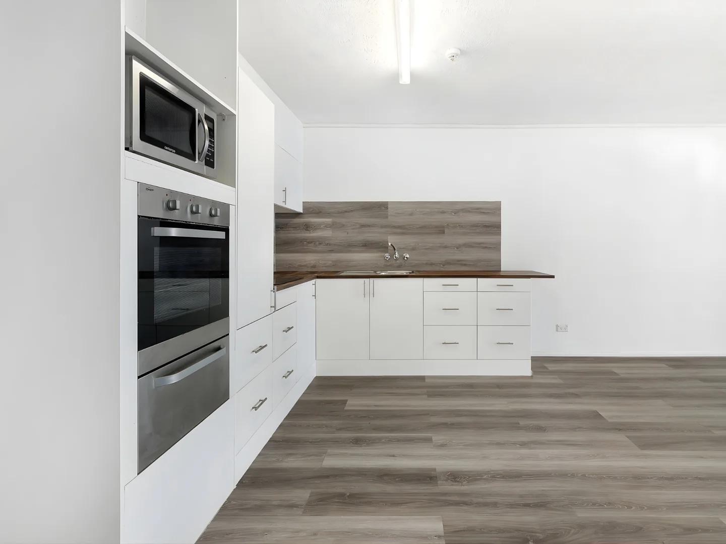 Additional image 4 of 305/67 Ferny Ave, Surfers Paradise QLD 4217