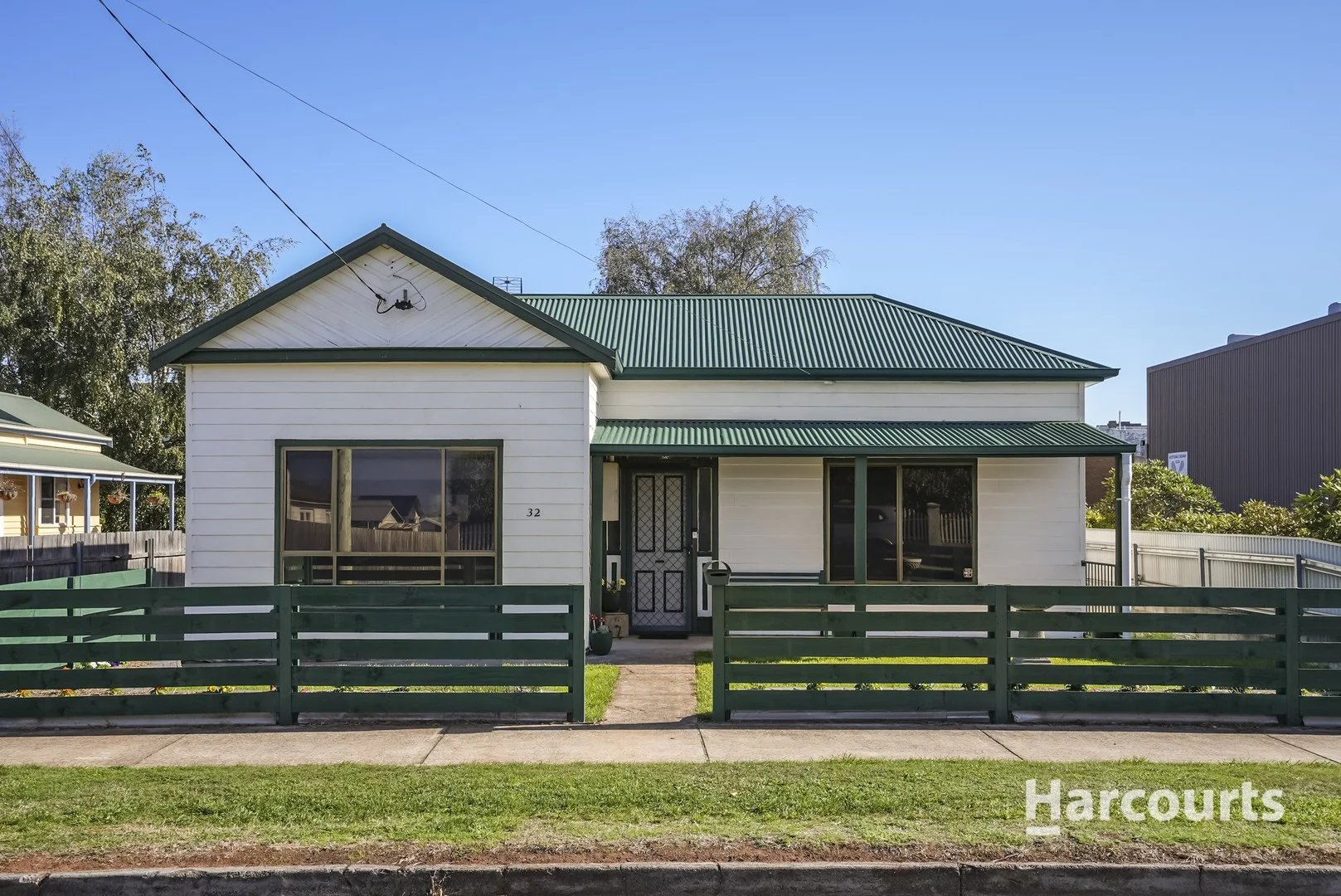 Primary image of 32 Arthur Street, Scottsdale TAS 7260