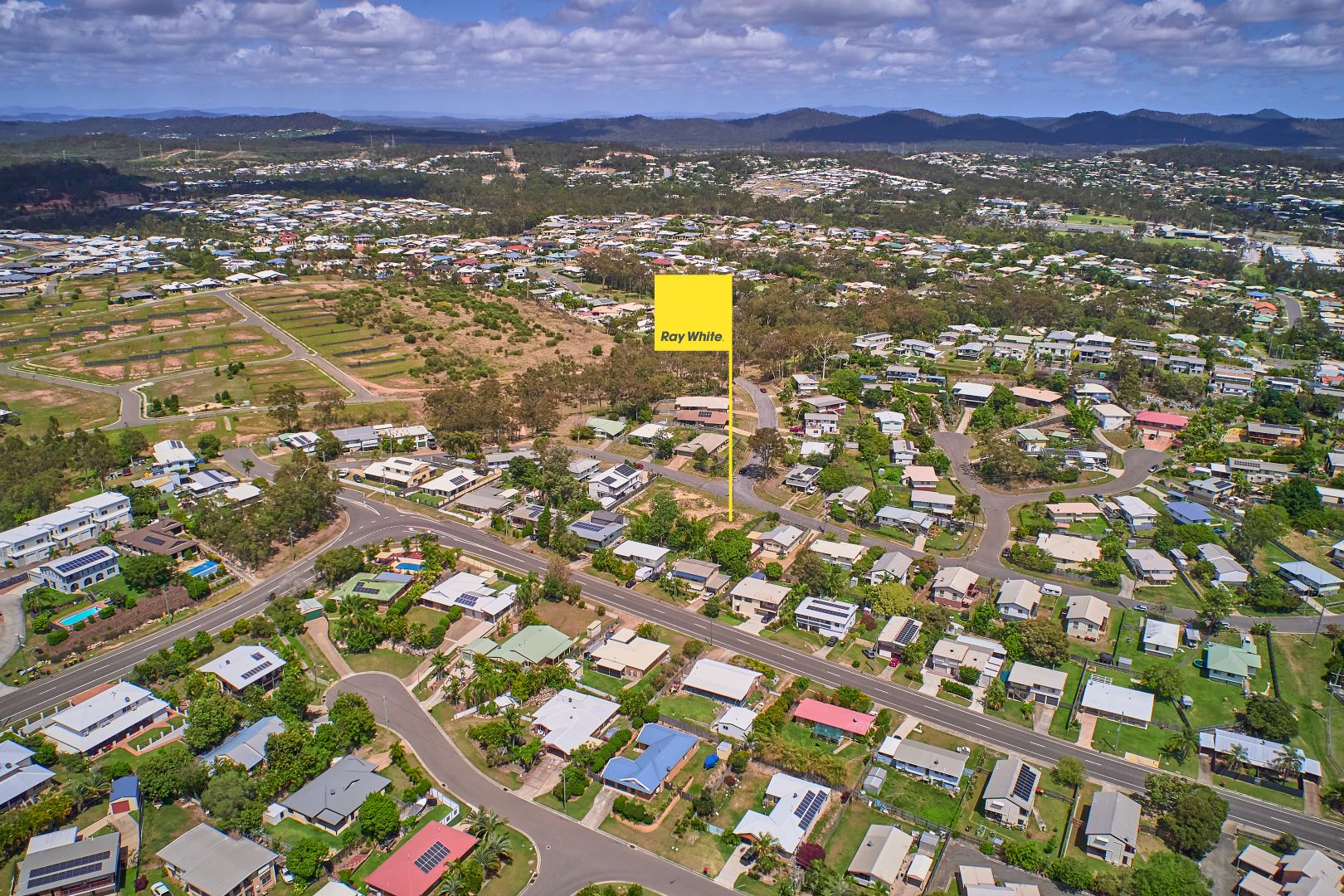 40 Wattle Street, New Auckland QLD 4680 Domain