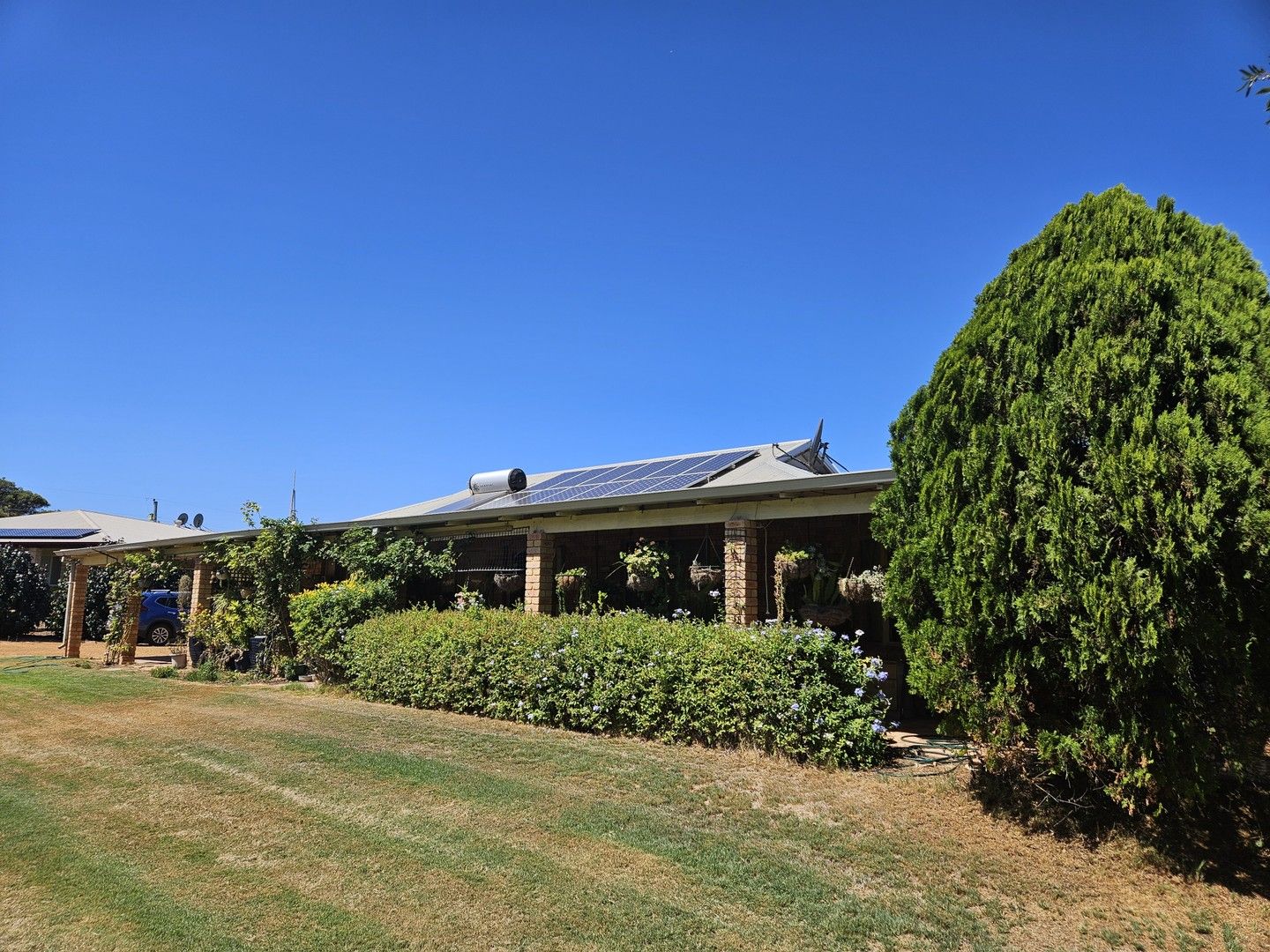 4 bedrooms House in 35 Philbey Road DONGARA WA, 6525