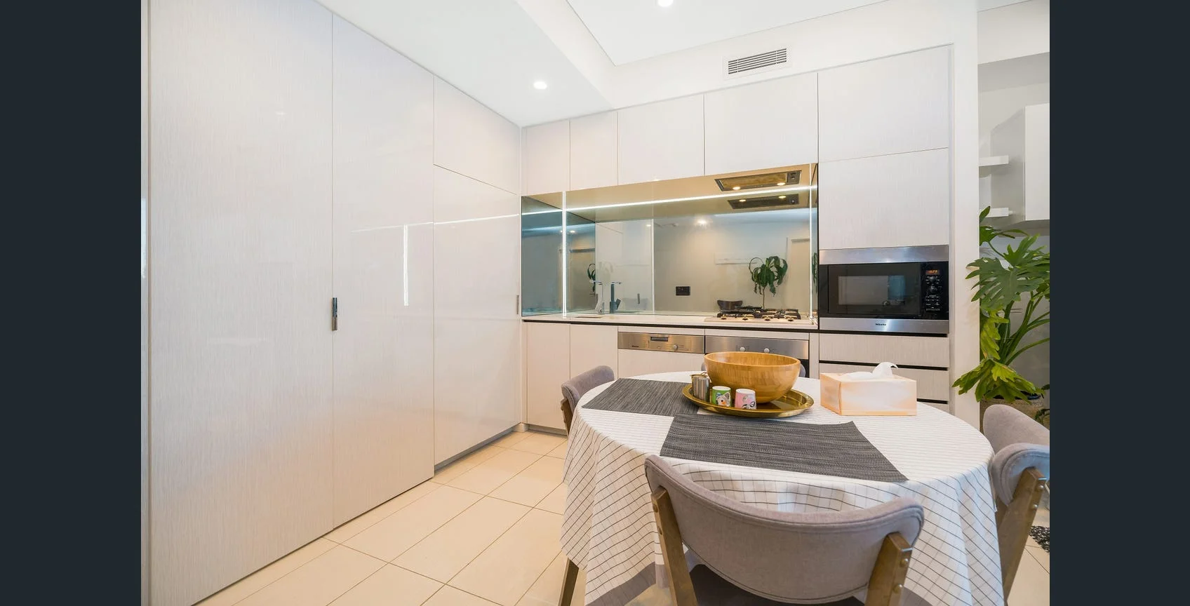 Additional image 3 of 620/1 Hutchinson Walk, Zetland NSW 2017