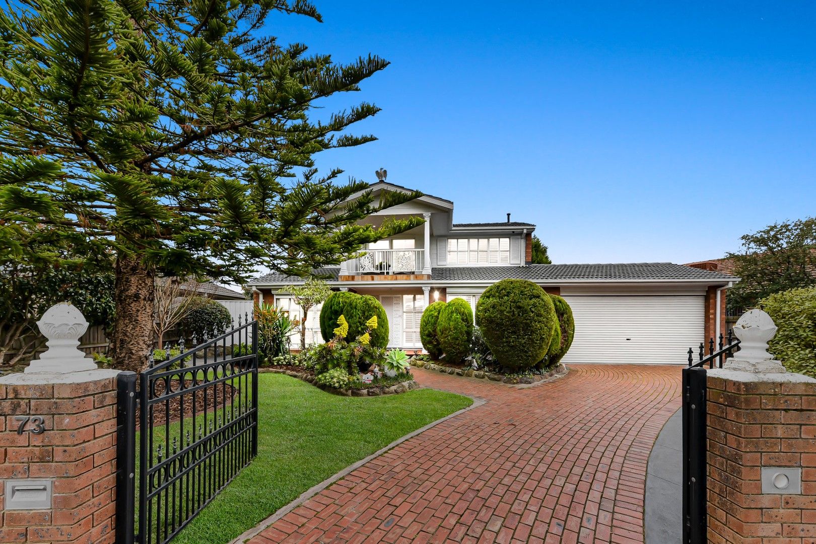 4 bedrooms House in 73 Marykirk Drive WHEELERS HILL VIC, 3150