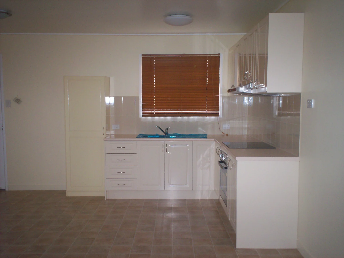 Additional image 3 of 1/6 Force Street, West Gladstone QLD 4680