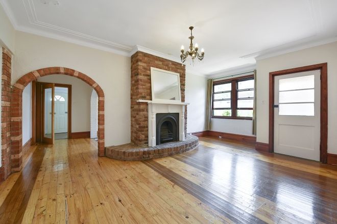 Picture of 2/27 Darley Street, KATOOMBA NSW 2780