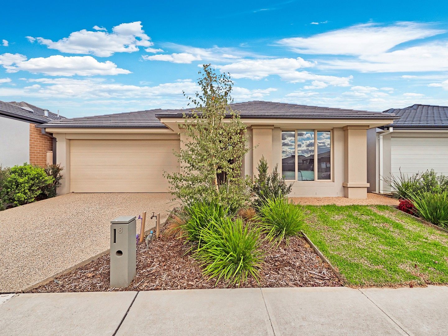 8 Flanker Way, Clyde VIC 3978, Image 0