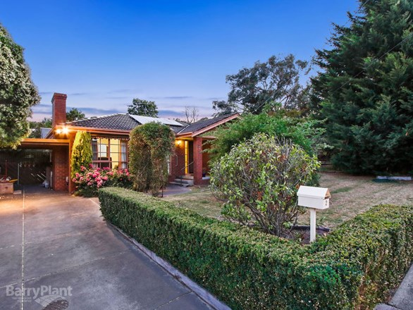 2 Beresford Drive, Boronia VIC 3155