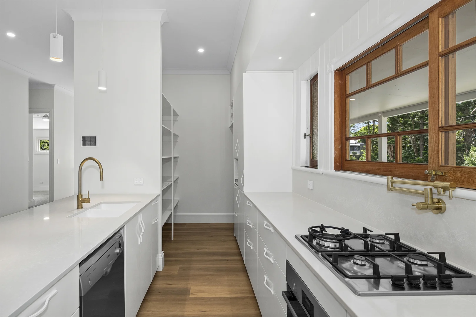 Additional image 7 of 37 Chiswick Road, Bardon QLD 4065