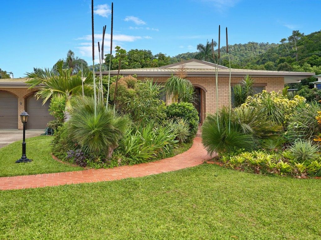 8 Argyle Close, Edge Hill QLD 4870 Domain