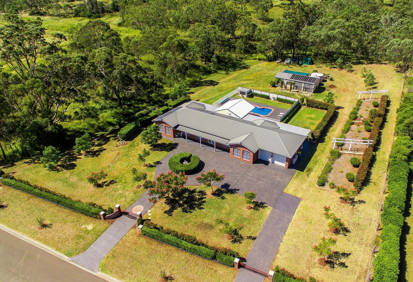 25 Roderick Drive, Cotswold Hills QLD 4350, Image 0