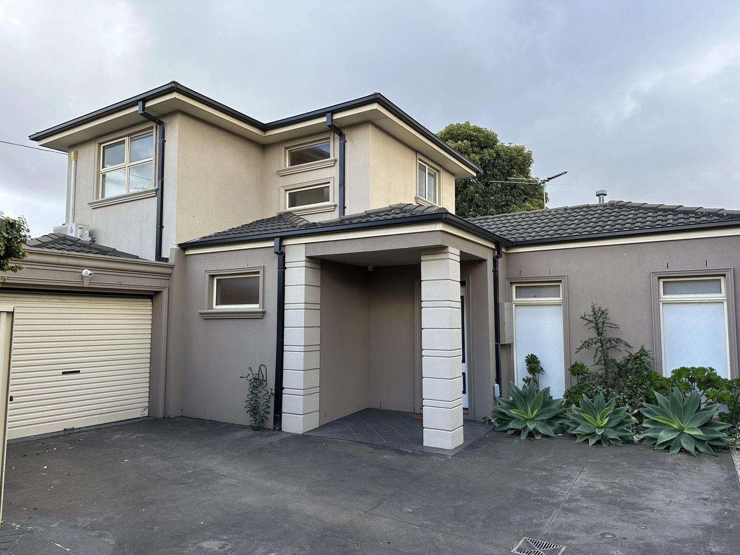 3 bedrooms Townhouse in 4A Pengana Avenue GLENROY VIC, 3046