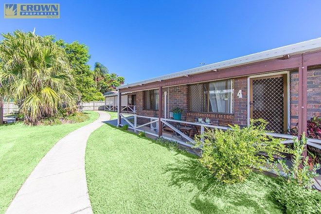 Picture of 4/124 Oxley Ave, WOODY POINT QLD 4019