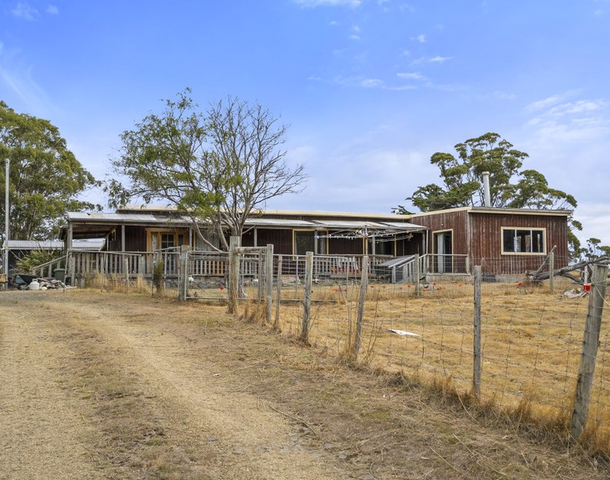 289 Roaring Beach Road, Nubeena TAS 7184