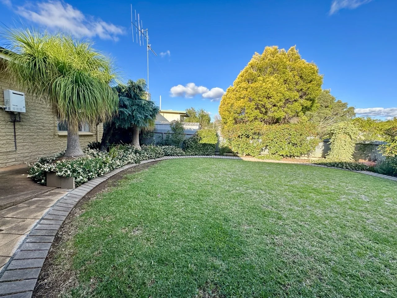 Additional image 14 of 11 Downes Crescent, Parkes NSW 2870