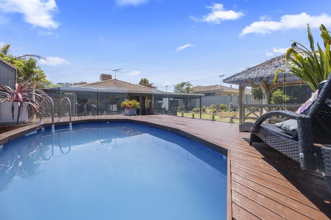 Picture of 6 Forbes Court, MERRIWA WA 6030