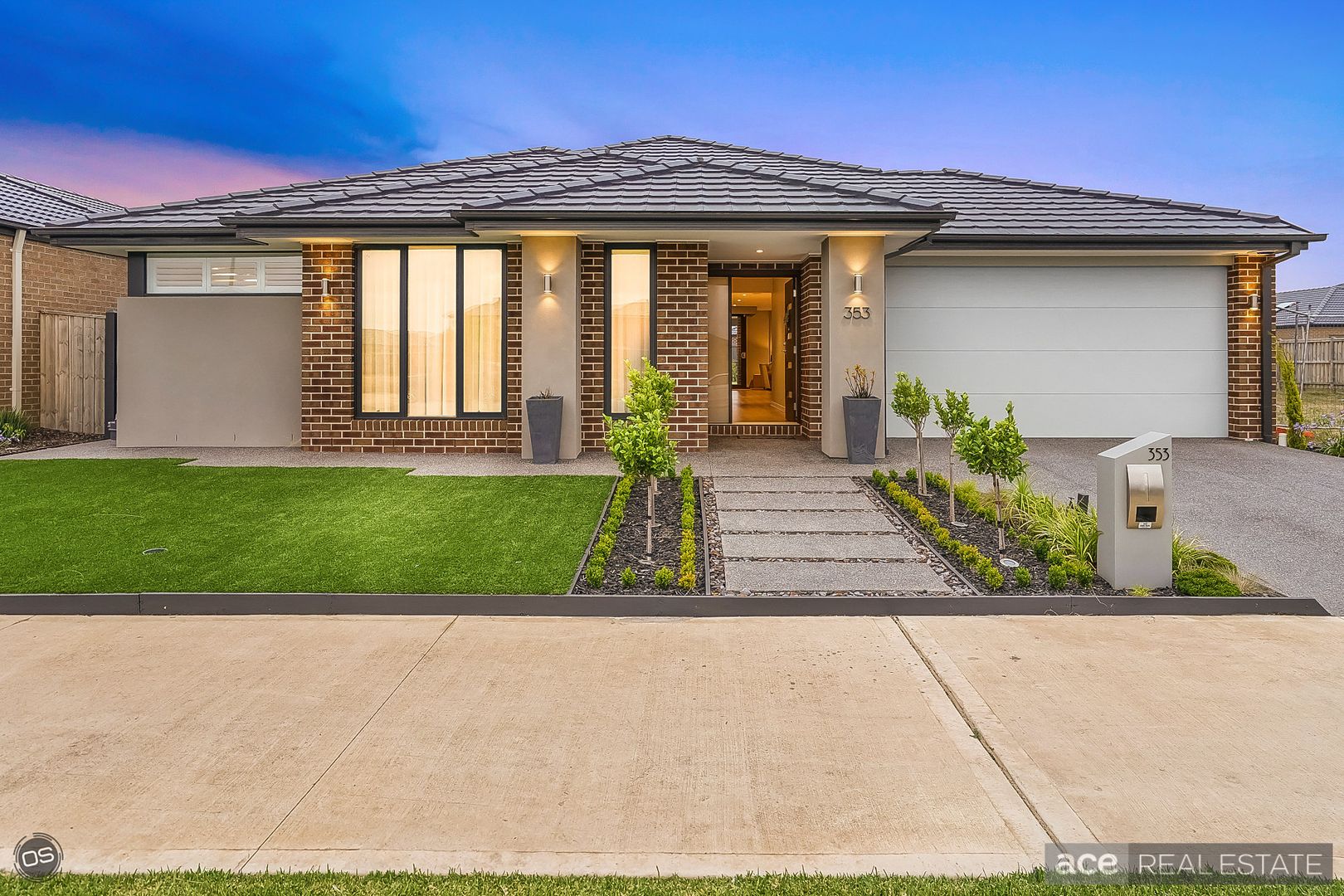 353 Saltwater Promenade, Point Cook Property History & Address