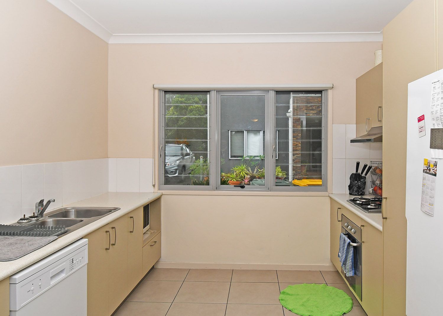 Unit 13/41 Stephenson Street, Pialba QLD 4655, Image 2