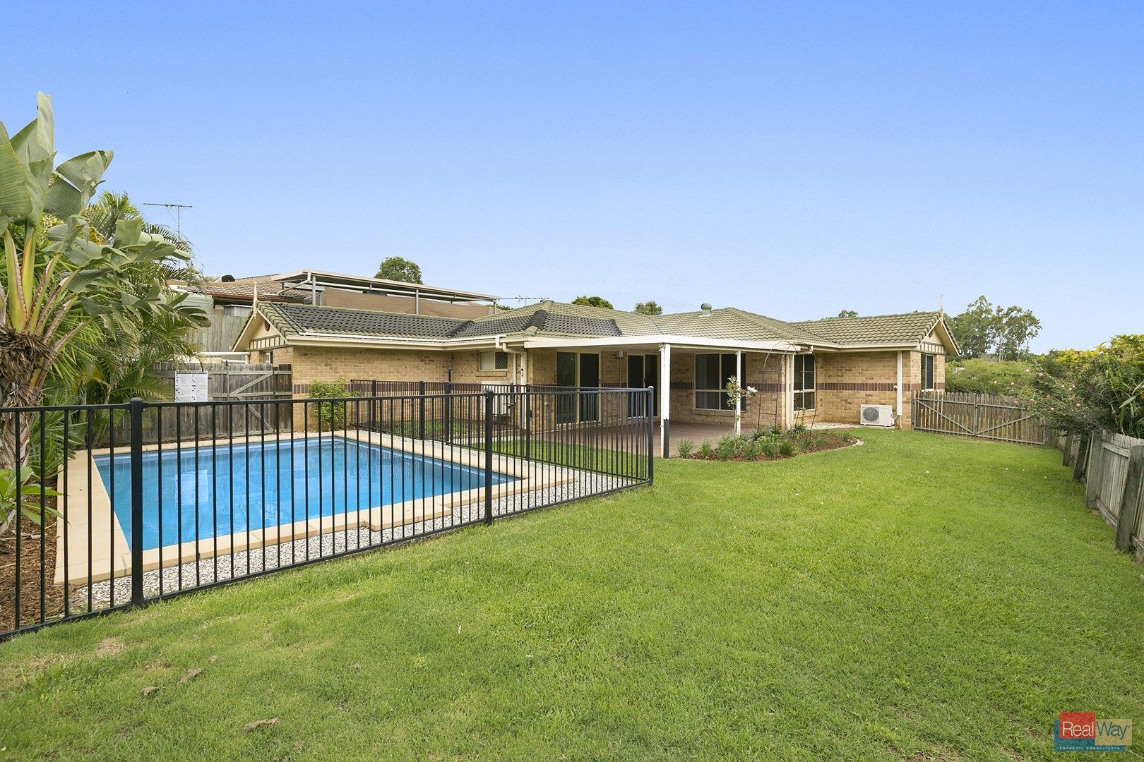 2 Cassowary Court, Flinders View QLD 4305, Image 0