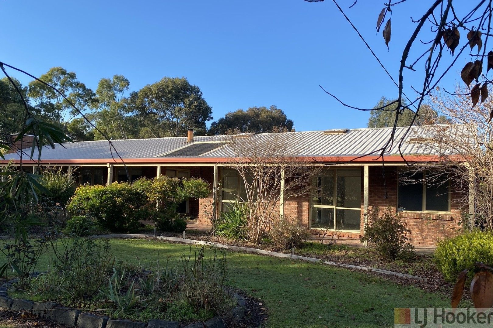 1921 Hambrook Lane, Glengarry Property History & Address Research