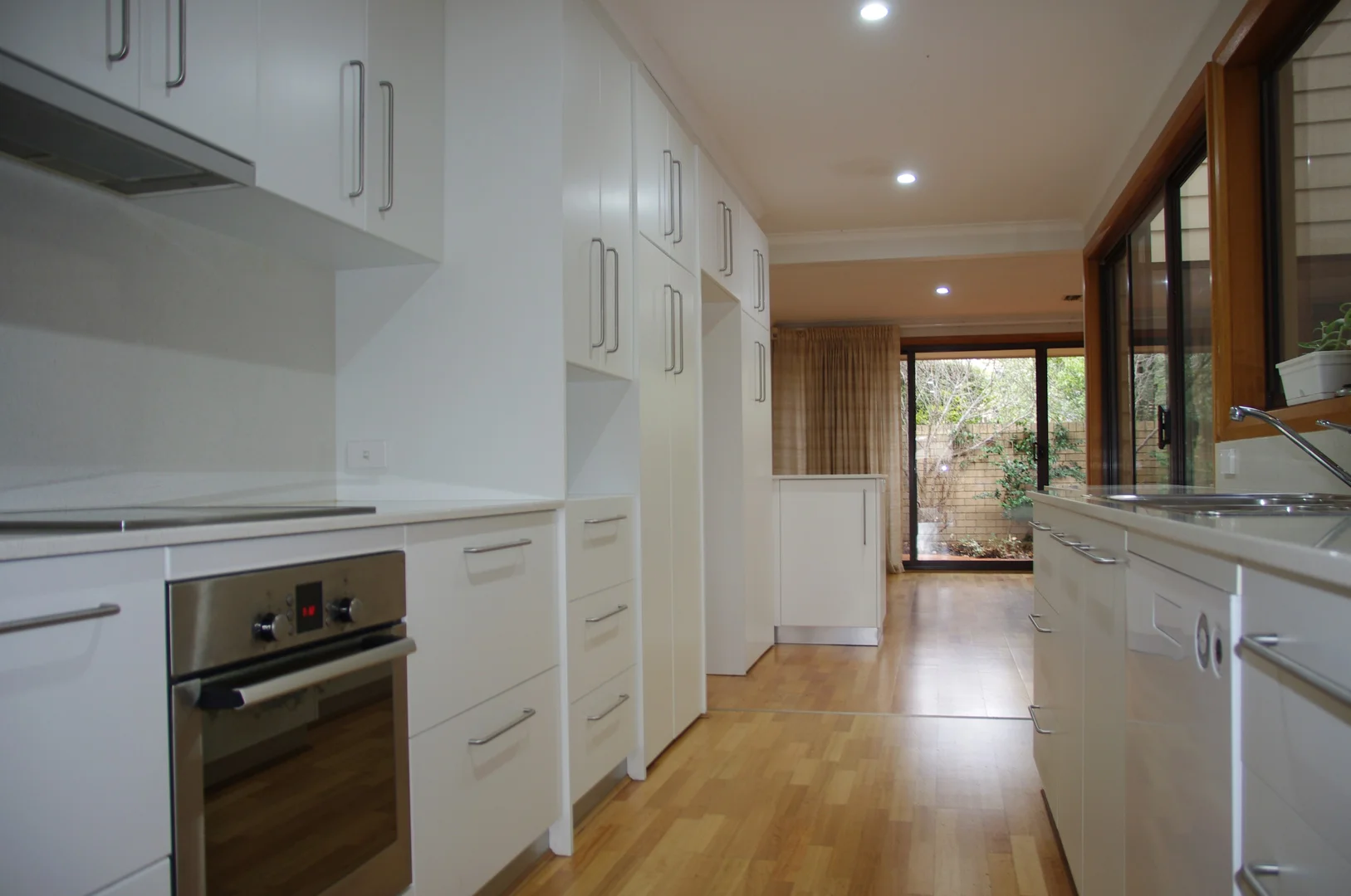 Additional image 5 of 9/65 Musgrave Street, Yarralumla ACT 2600