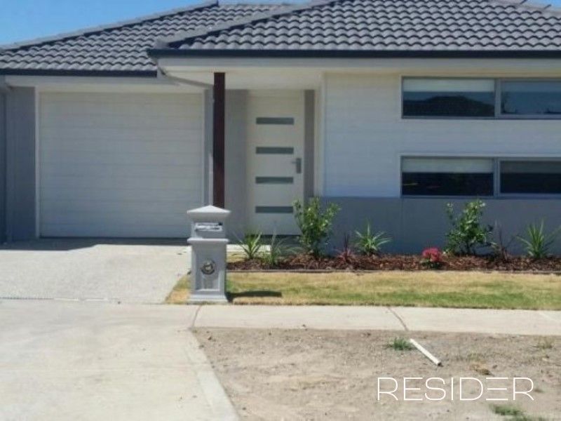 3 bedrooms House in 15 Solar Way MICKLEHAM VIC, 3064