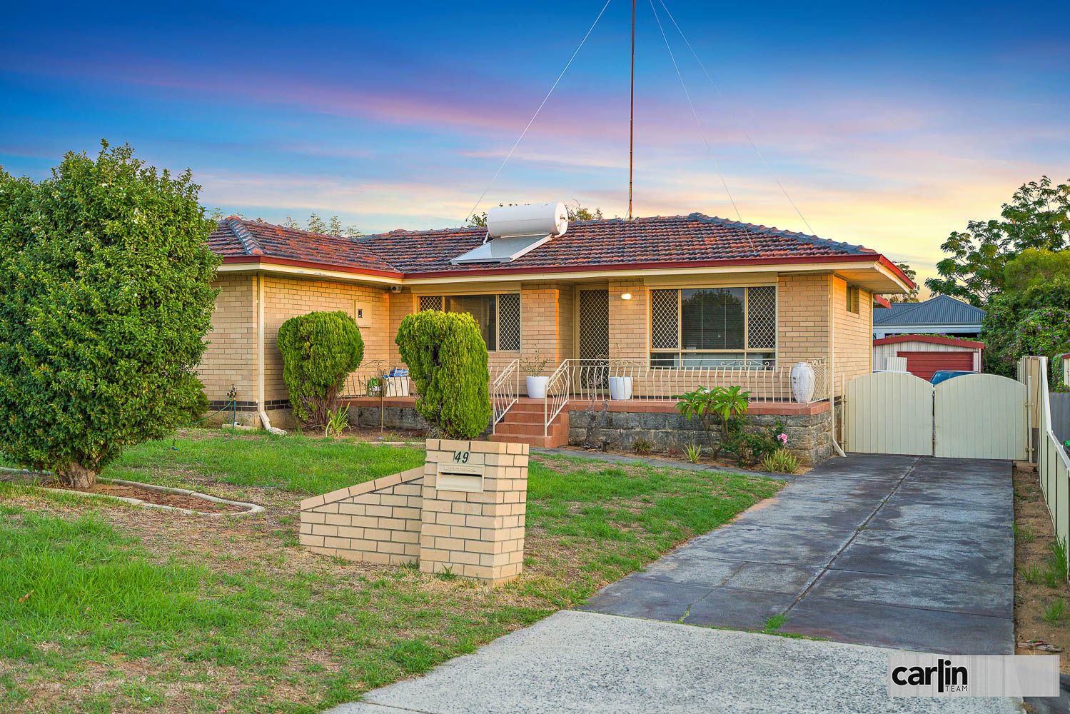 3 bedrooms House in 49 Phoenix Road SPEARWOOD WA, 6163