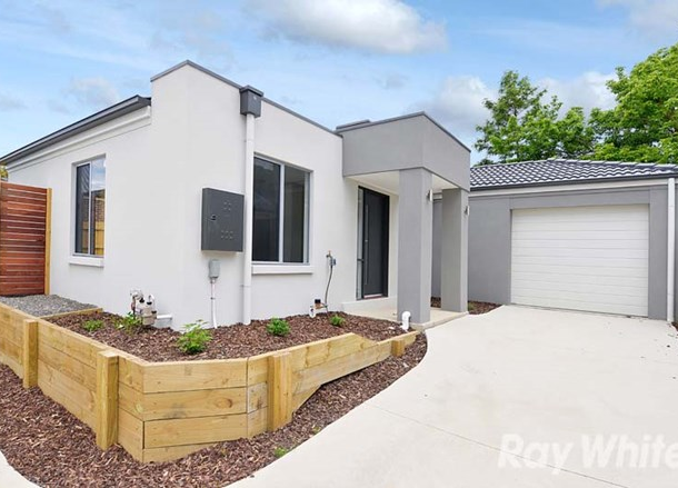 4/7 Coorie Avenue, Bayswater VIC 3153
