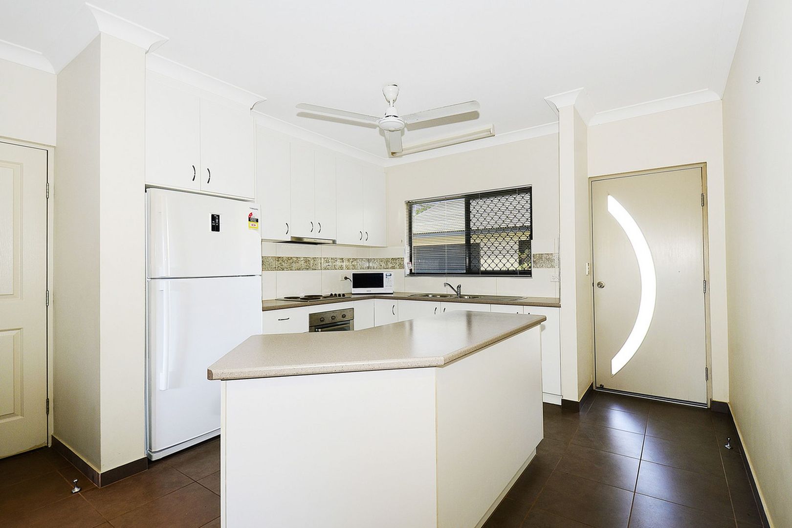 4/47 McAulay Street, Rosebery NT 0832, Image 2