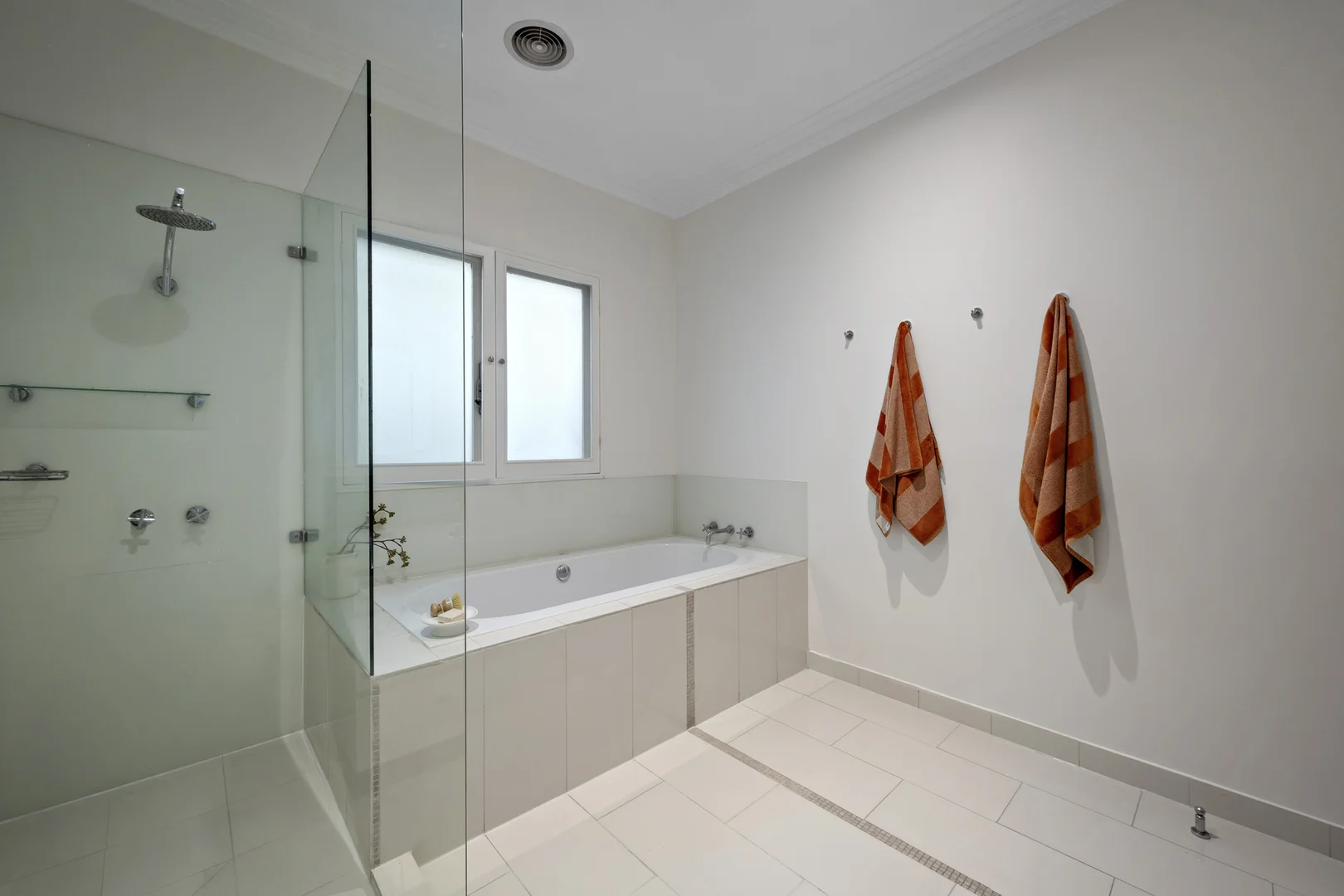 Additional image 7 of 24 Rothesay Avenue, Elwood VIC 3184