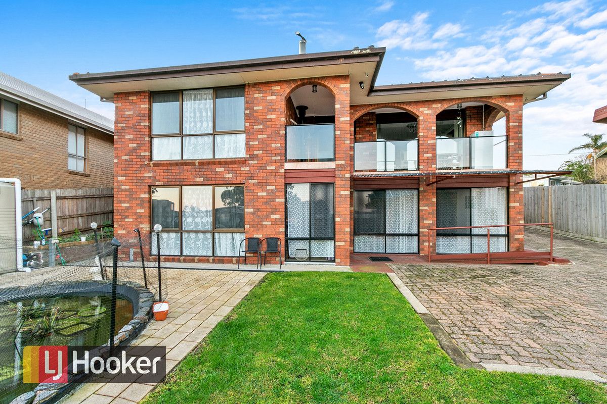 3 bedrooms House in 1 Bronsdon Street LAKES ENTRANCE VIC, 3909