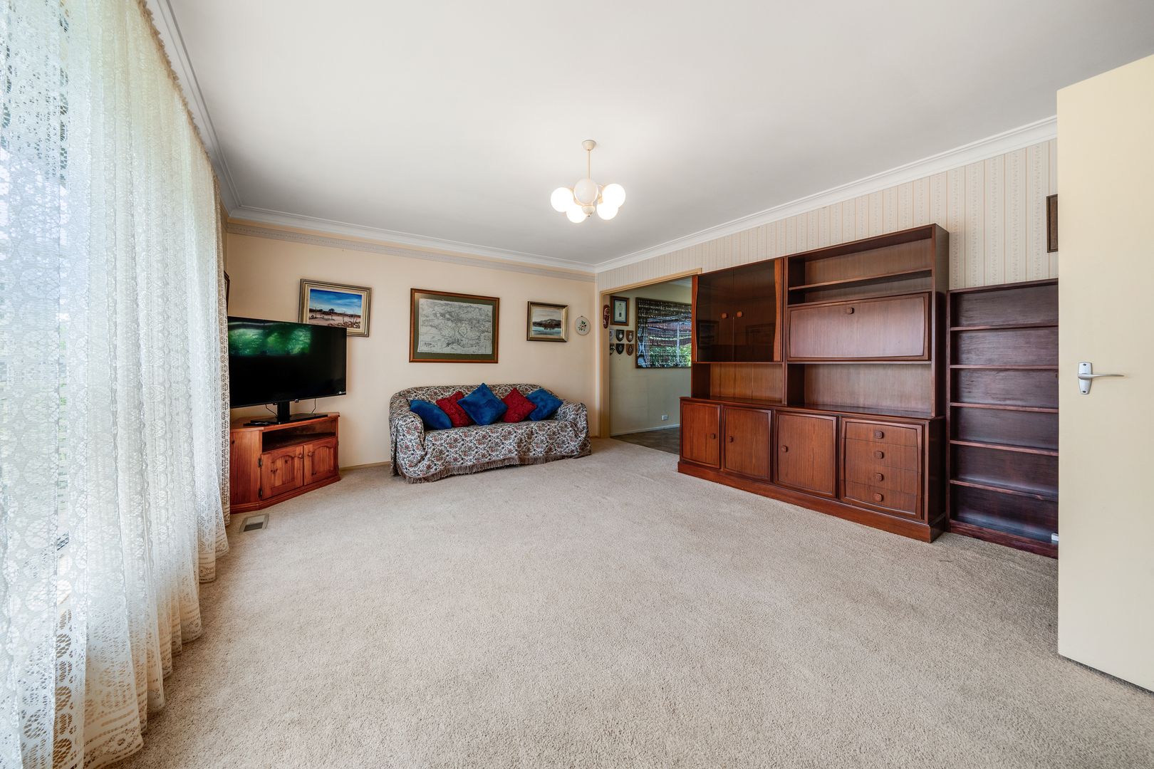 12 Duigan Street, Scullin ACT 2614, Image 2
