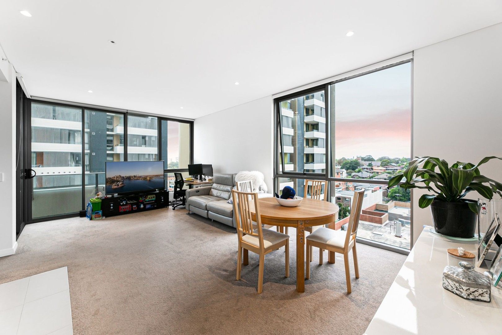 1 bedrooms Apartment / Unit / Flat in 1202/8 Wynne Avenue BURWOOD NSW, 2134