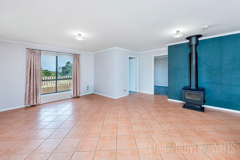 13 Duncan Crescent, Mount Barker SA 5251, Image 2