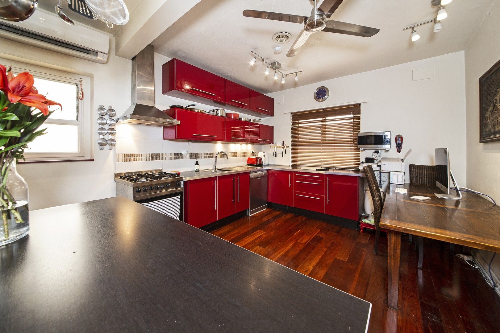 3 bedrooms Townhouse in 1/19 Sunray Avenue CHELTENHAM VIC, 3192