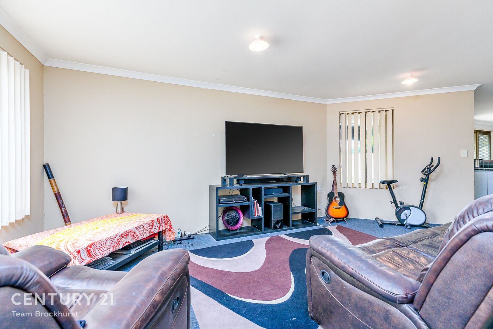 2 Weero Close, Kenwick WA 6107, Image 1