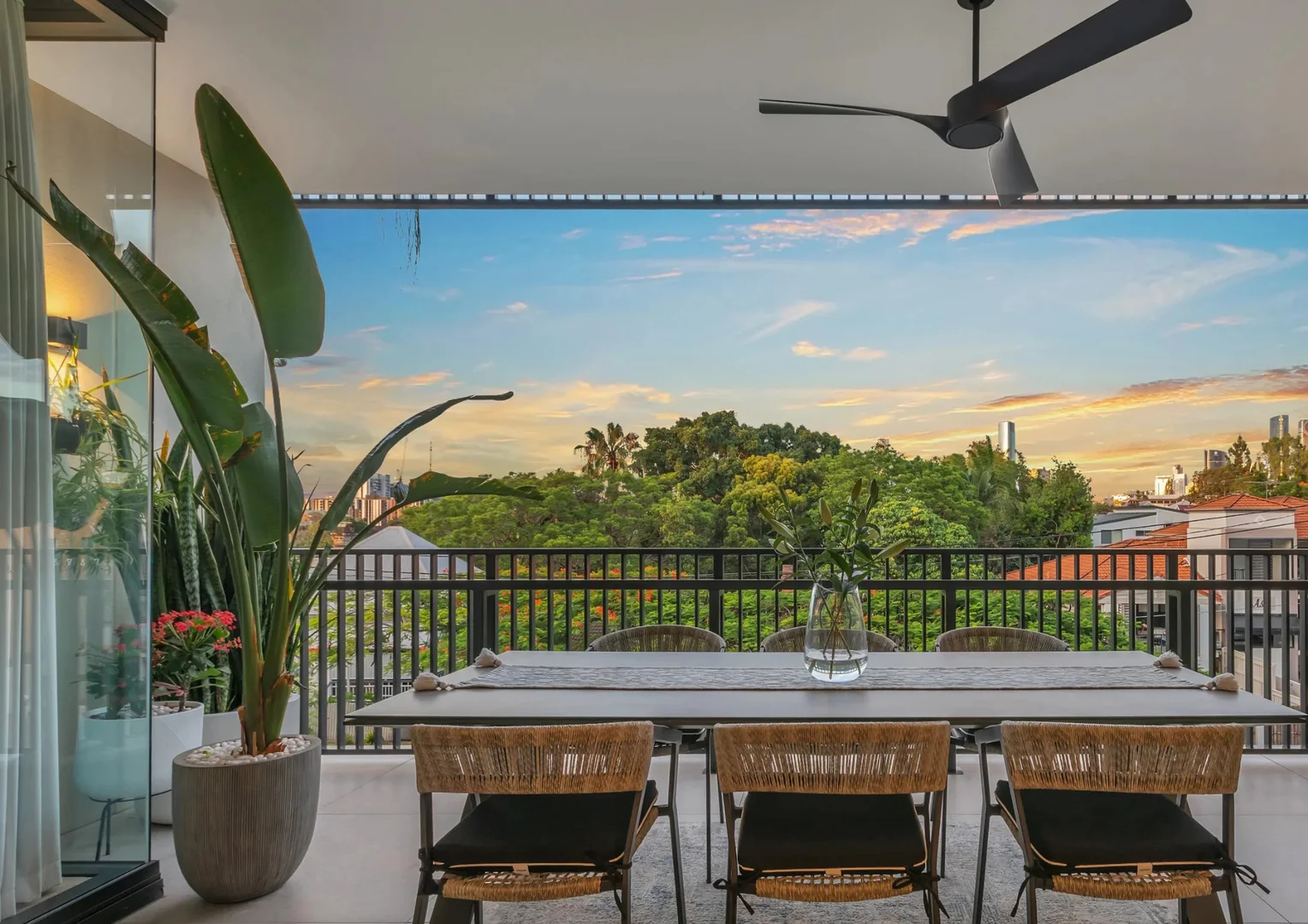 Additional image 4 of 203/8 Colton St, Highgate Hill QLD 4101