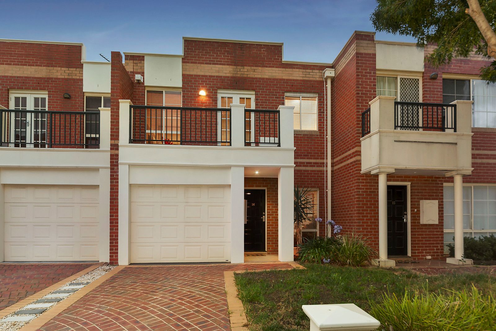 16 Newmarket Way, Flemington VIC 3031, Image 0