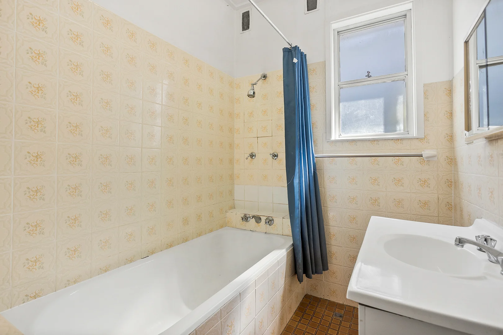 Additional image 5 of 21 Mountbatten Street, Corrimal NSW 2518