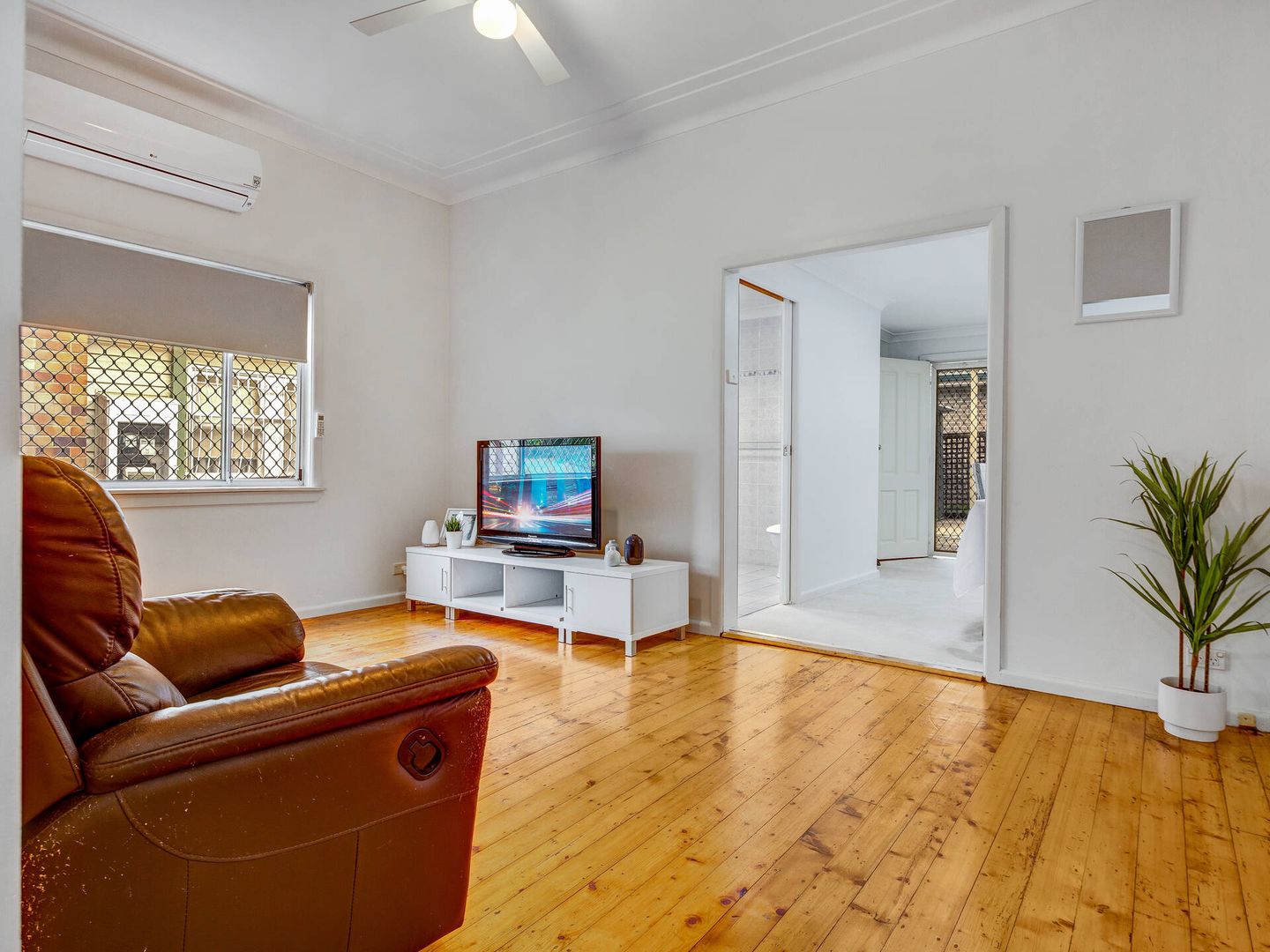 228 Nottinghill Road, Regents Park NSW 2143, Image 1