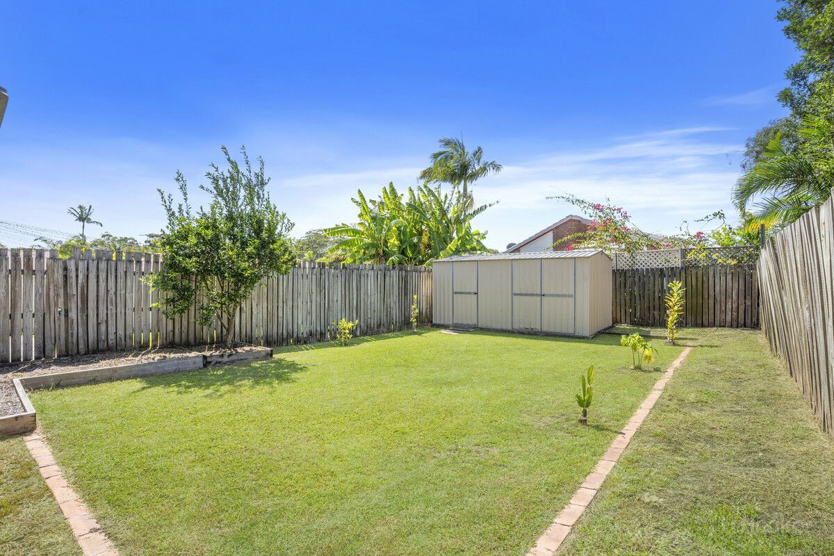 2/10 Hentdale Court, Labrador QLD 4215, Image 2