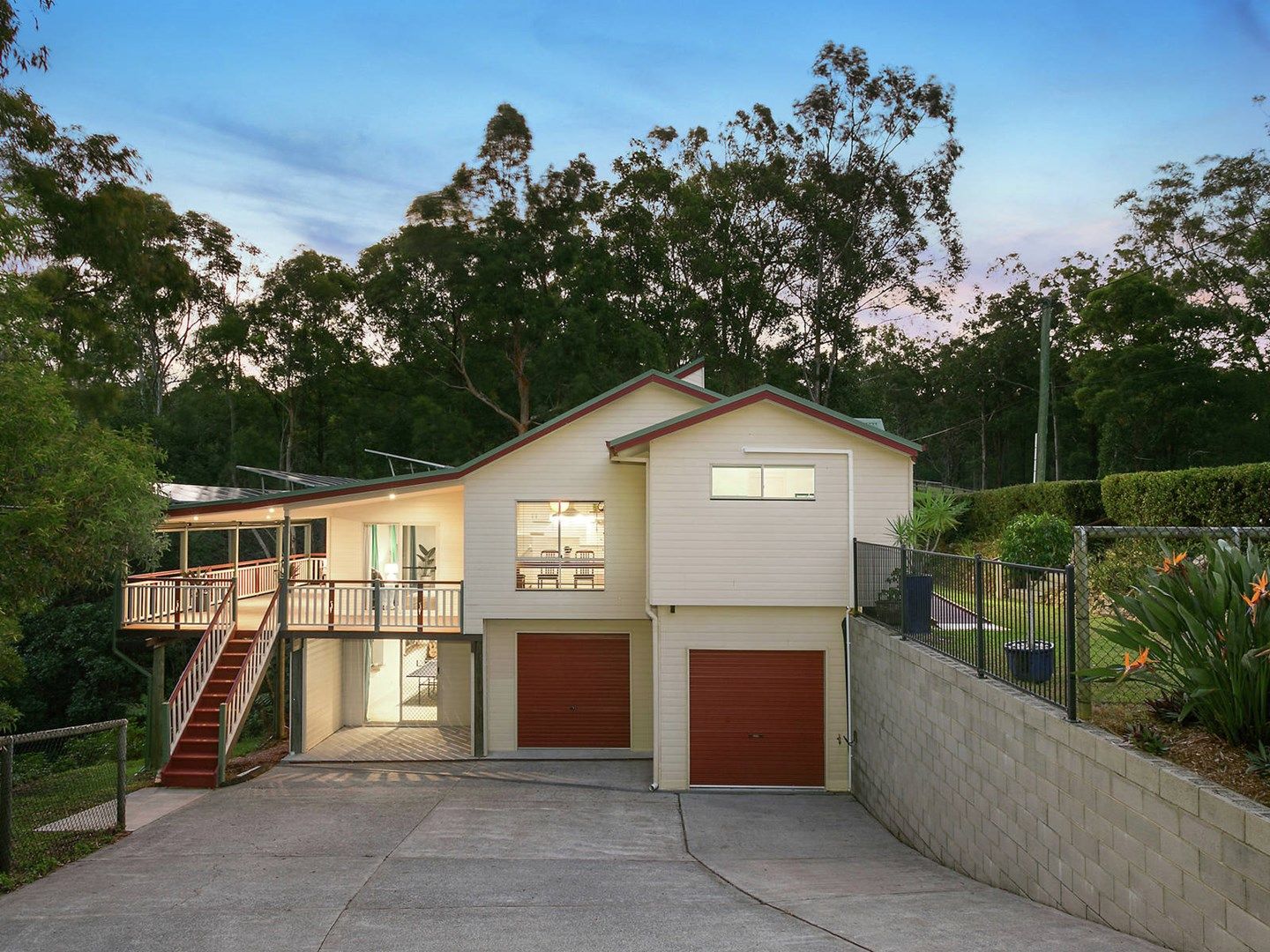 26 Raleigh Terrace, Currumbin Waters QLD 4223, Image 2