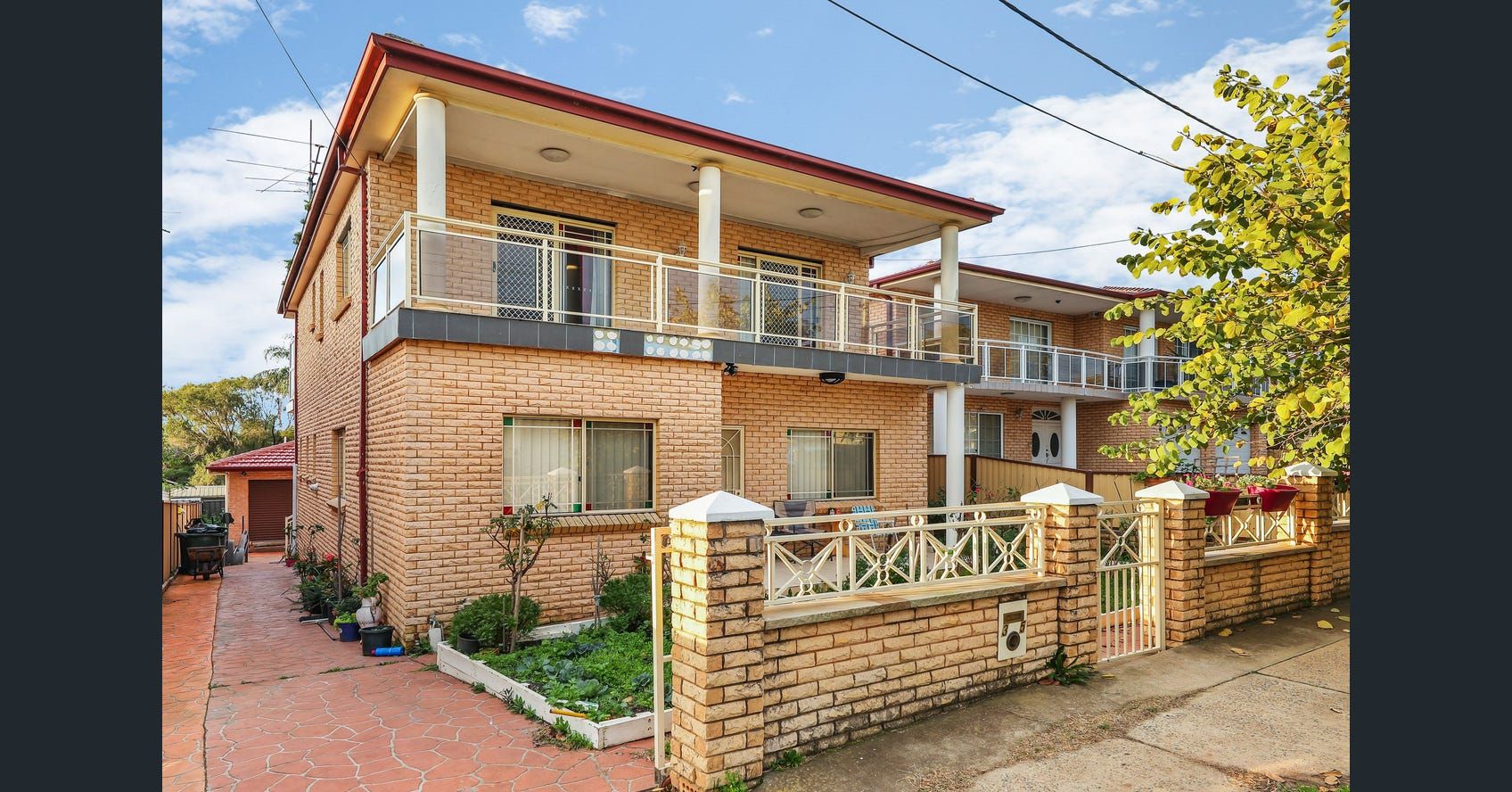 5 bedrooms House in 35 Mount Road AUBURN NSW, 2144