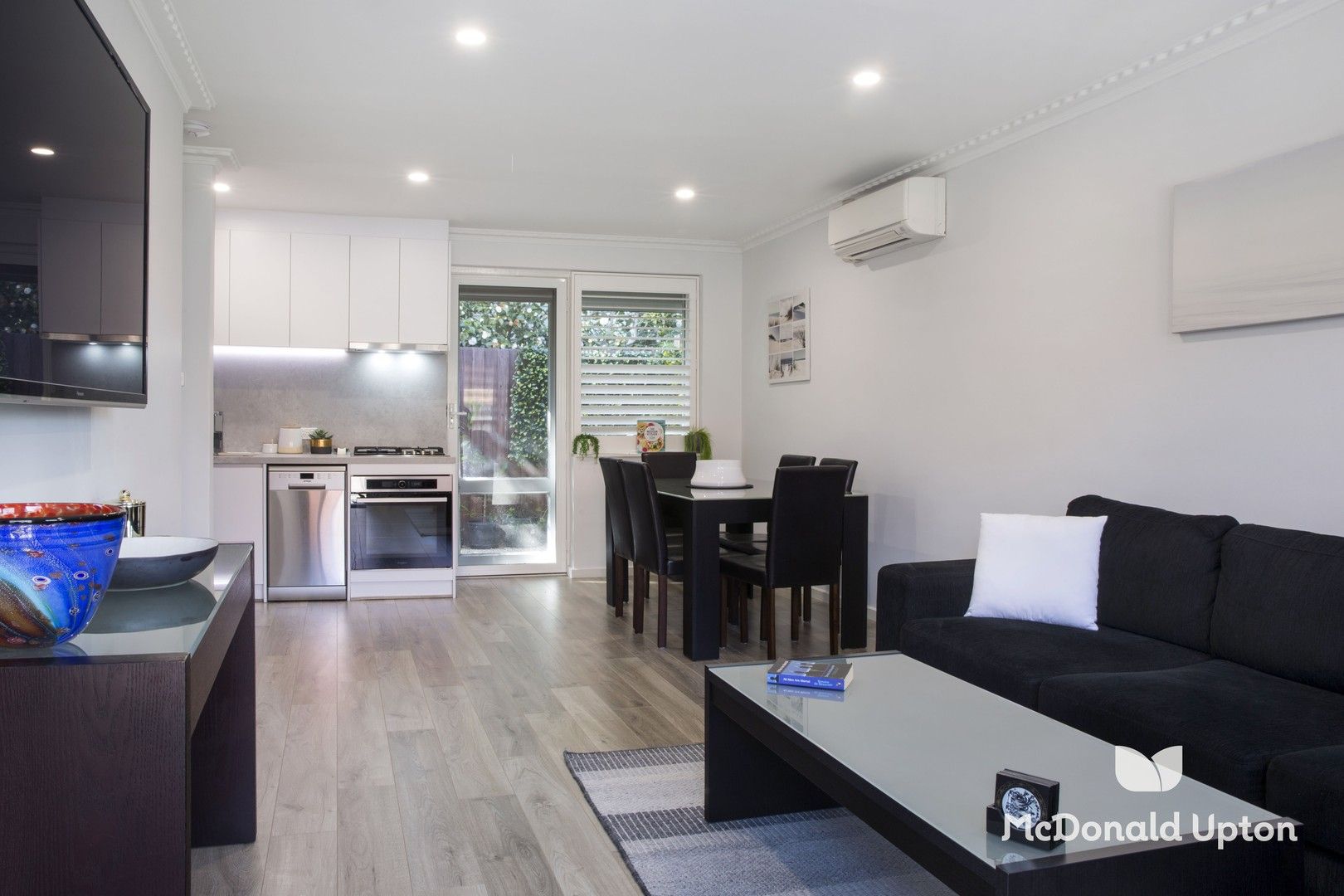 1 bedrooms Apartment / Unit / Flat in 2/35 Waxman Parade BRUNSWICK WEST VIC, 3055