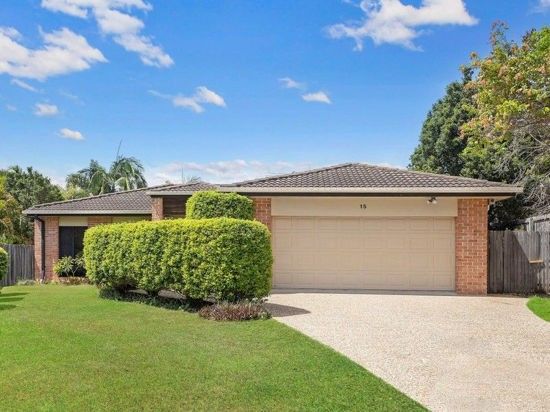 4 bedrooms House in 15 Cocoparra Cres PARKINSON QLD, 4115