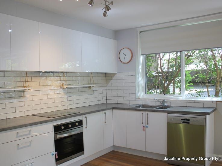 3 bedrooms Apartment / Unit / Flat in 10/16A Cromwell Road SOUTH YARRA VIC, 3141