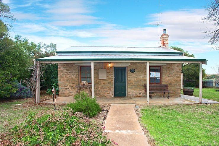 19 Curling Street, Auburn SA 5451, Image 1