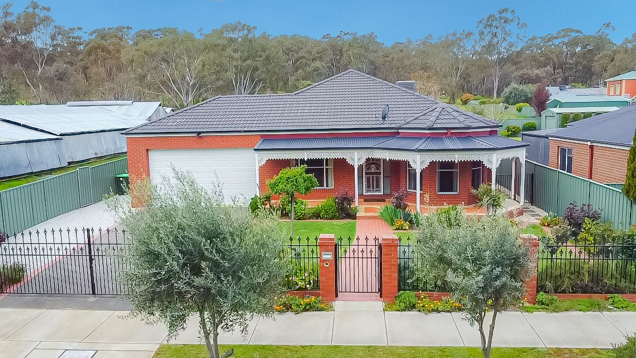 198 Retreat Road, Spring Gully VIC 3550, Image 0