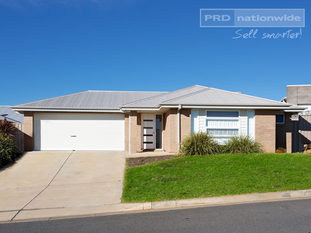 11 Murndal Place, Bourkelands NSW 2650, Image 0